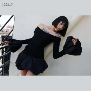 short-blk-dress-with-balloon-hem